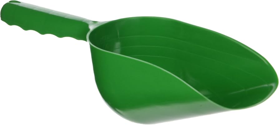 12" Green Plastic Scoop