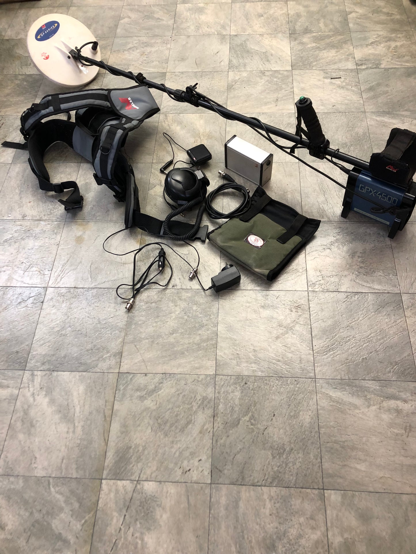 Minelab GPX 4500 Metal Detector - Second Hand