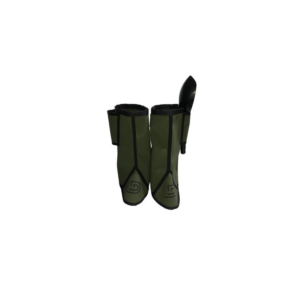 Gaiters & Scoop Pouch-Lucky Strike Gold