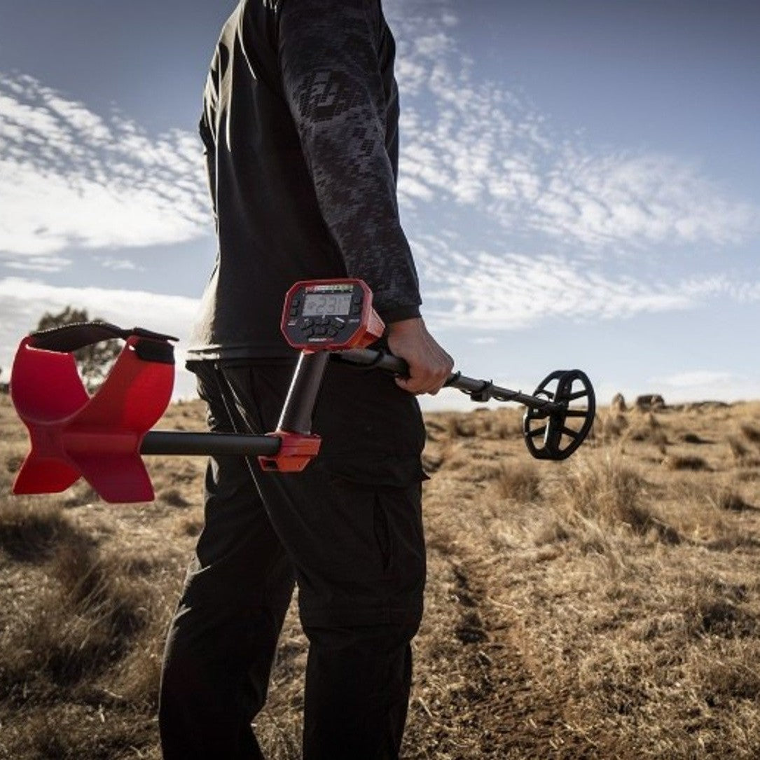 Vanquish 340 Metal Detector-Lucky Strike Gold